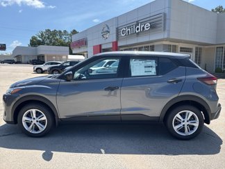 New 2025 Nissan Kicks Play S image 1