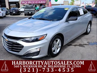 Used 2022 Chevrolet Malibu LS image 1