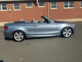 Used 2010 BMW 135i Convertible image 1