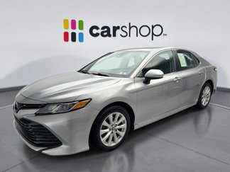 Used 2019 Toyota Camry LE image 1