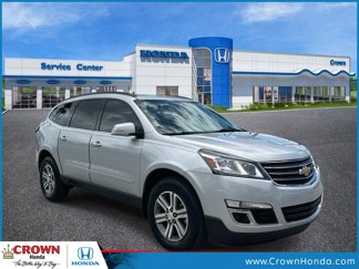 Used 2017 Chevrolet Traverse LT image 1
