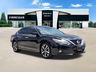 Used 2017 Nissan Altima 2.5 SR image 1