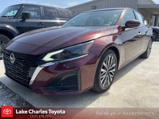 Used 2023 Nissan Altima 2.5 SV image 1