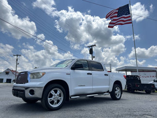 Used 2013 Toyota Tundra 4x4 CrewMax w/ Tow Pkg image 1