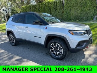 New 2024 Jeep Compass Trailhawk w/ Trailhawk Elite Group image 1