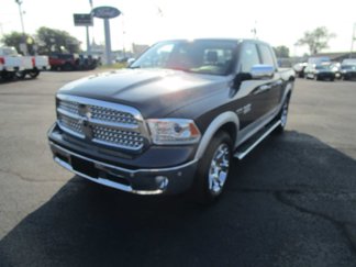 Used 2018 RAM 1500 Laramie w/ Convenience Group image 1