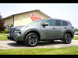 Used 2024 Nissan Rogue SV image 1