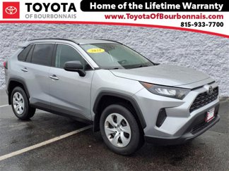 Used 2021 Toyota RAV4 LE image 1
