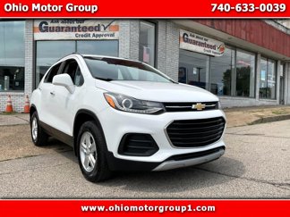 Used 2017 Chevrolet Trax LT w/ Sun & Sound Package image 1