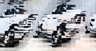 Used 2018 RAM 1500 SLT image 1