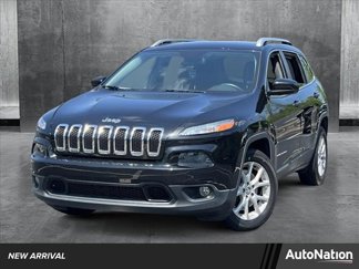 Used 2016 Jeep Cherokee Latitude image 1