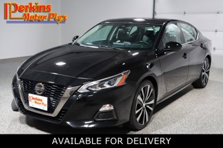 Used 2021 Nissan Altima 2.5 SR image 1