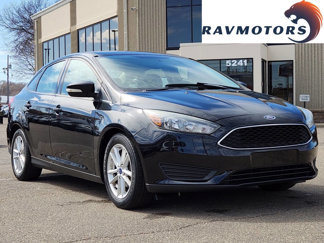 Used 2017 Ford Focus SE image 1