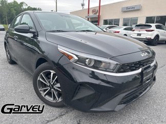 Used 2022 Kia Forte LXS image 1