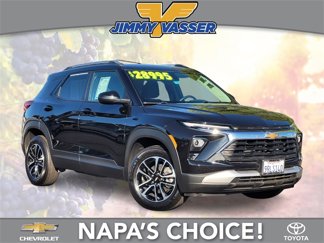 Used 2024 Chevrolet TrailBlazer LT w/ Convenience Package image 1