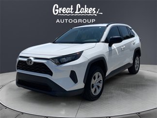 Used 2019 Toyota RAV4 LE image 1