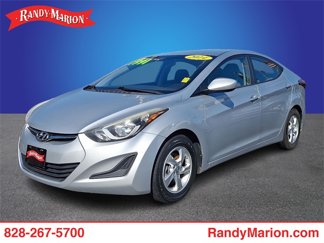 Used 2014 Hyundai Elantra SE image 1