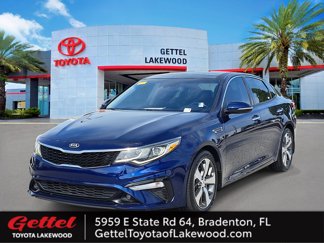 Used 2019 Kia Optima S w/ S Panoramic Sunroof Package image 1