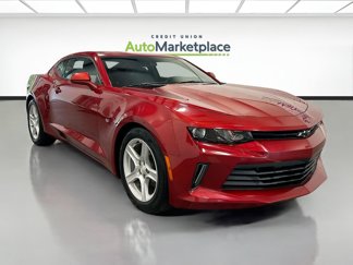 Used 2016 Chevrolet Camaro LT image 1