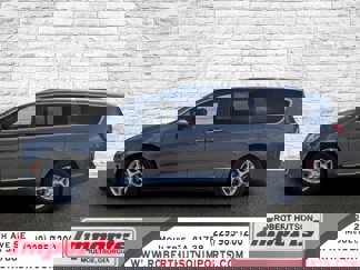 Used 2018 Chrysler Pacifica Touring-L Plus w/ Tire & Wheel Group image 1