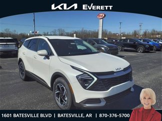 New 2025 Kia Sportage LX image 1