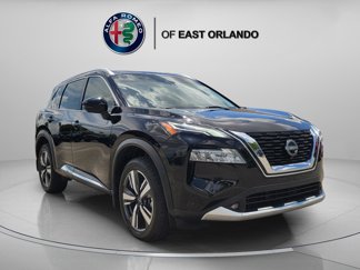 Used 2022 Nissan Rogue Platinum image 1
