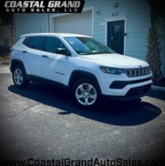 Used 2023 Jeep Compass Sport image 1