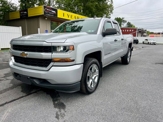 Used 2019 Chevrolet Silverado 1500 Custom w/ Custom Convenience Package image 1