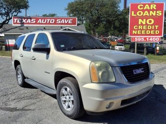 Used 2010 GMC Yukon SLE w/ SLE-2 Equipment Package image 1