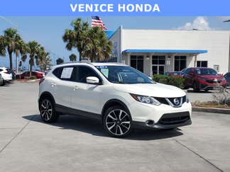 Used 2017 Nissan Rogue Sport SL image 1
