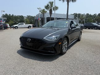 Used 2023 Hyundai Sonata SEL image 1