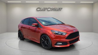 Used 2018 Ford Focus ST w/ Equipment Group 401A image 1