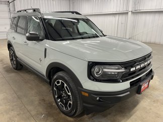Used 2023 Ford Bronco Sport Outer Banks w/ Tech Package image 1