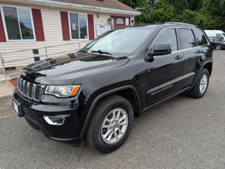 Used 2018 Jeep Grand Cherokee Laredo image 1