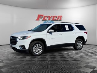 Used 2021 Chevrolet Traverse LT image 1