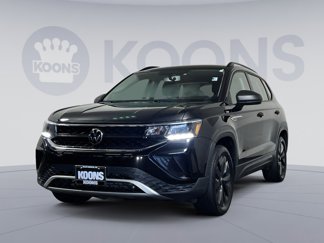 Used 2022 Volkswagen Taos S image 1