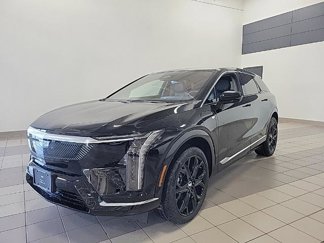 New 2025 Cadillac Optiq Luxury 1 w/ LPO, ONYX Package image 1