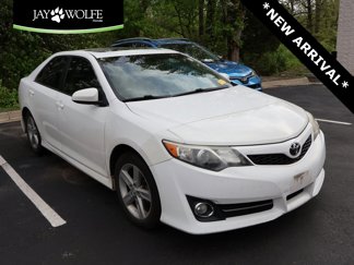Used 2013 Toyota Camry SE image 1