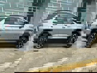 New 2026 Chevrolet Equinox ACTIV image 1