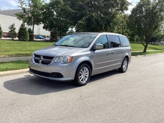 Used 2015 Dodge Grand Caravan SXT image 1