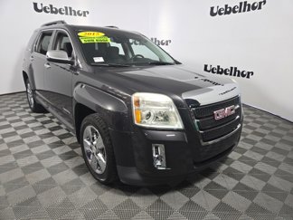 Used 2015 GMC Terrain SLE w/ Chrome Edition image 1