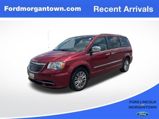 Used 2015 Chrysler Town & Country Touring-L w/ Driver Convenience Group image 1