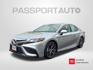 Certified 2024 Toyota Camry SE image 1