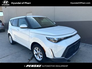 Used 2023 Kia Soul LX w/ LX Technology Package image 1