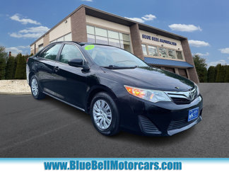 Used 2013 Toyota Camry LE image 1