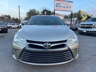 Used 2015 Toyota Camry XLE w/ Moonroof Package image 1