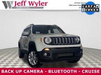 Used 2018 Jeep Renegade Latitude w/ Cold Weather Group image 1