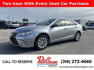 Used 2017 Toyota Camry LE video 1