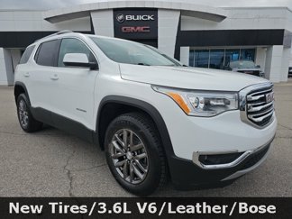 Used 2019 GMC Acadia SLT w/ LPO, Floor Liner Package image 1