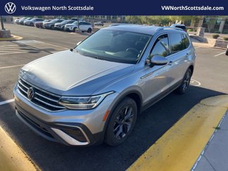 Certified 2022 Volkswagen Tiguan SE image 1